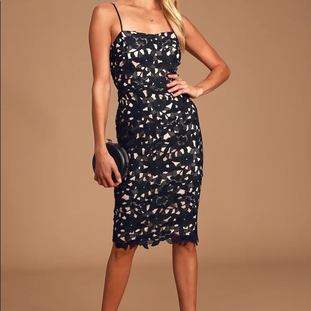 NWT Lulus Black Lace Crochet Dress